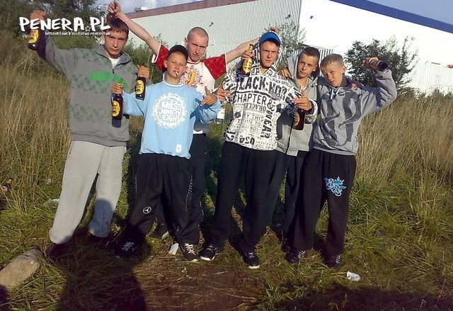 2ff78919228df7034272f767b984a703_przez__