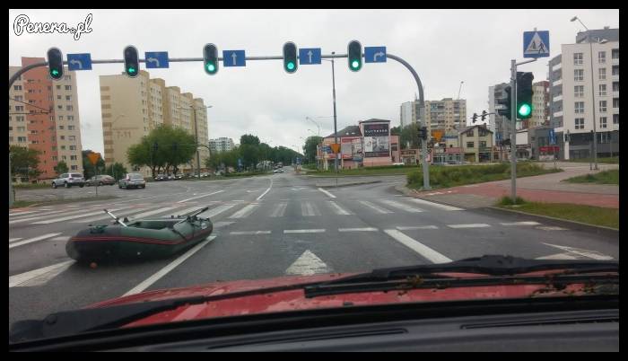 Ktoś się bardzo spieszył na rybki