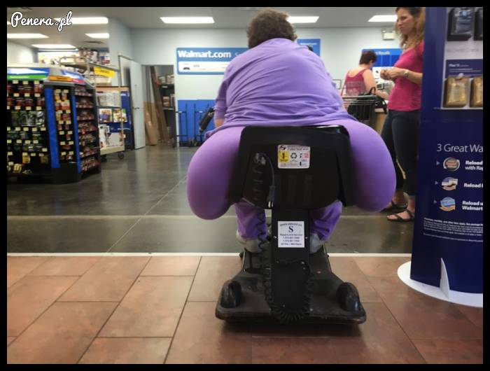 Przepraszam coś się Pani wylało!