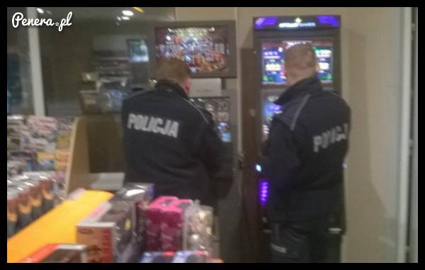 W policji muszą mało płacić skoro panowie dorabiają