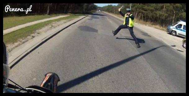 Mało pod koła się nie rzucił żeby tylko mandat wstawić