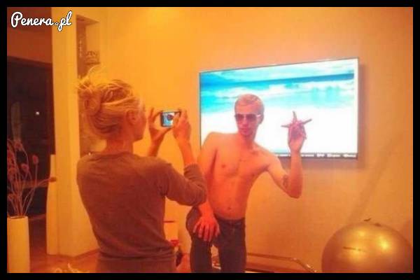 Fotka z wakacji na fejsbuka musi być