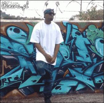 Tak się teraz nosi spodnie