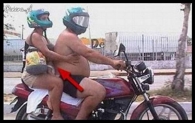 Jak bezpiecznie wozić dziecko na motorze