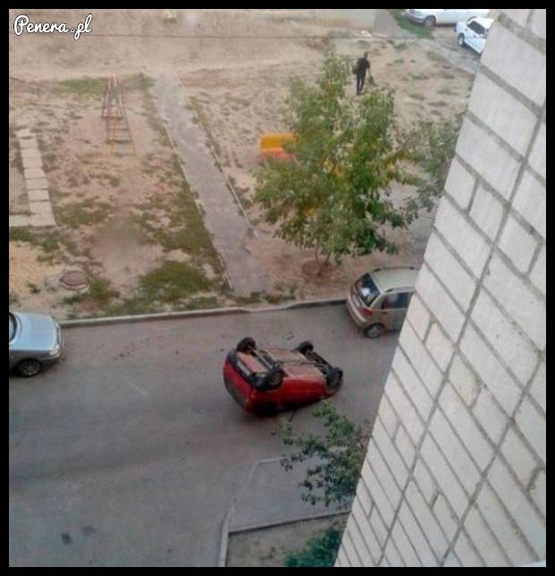 Kochanie zaparkowałam przed blokiem!