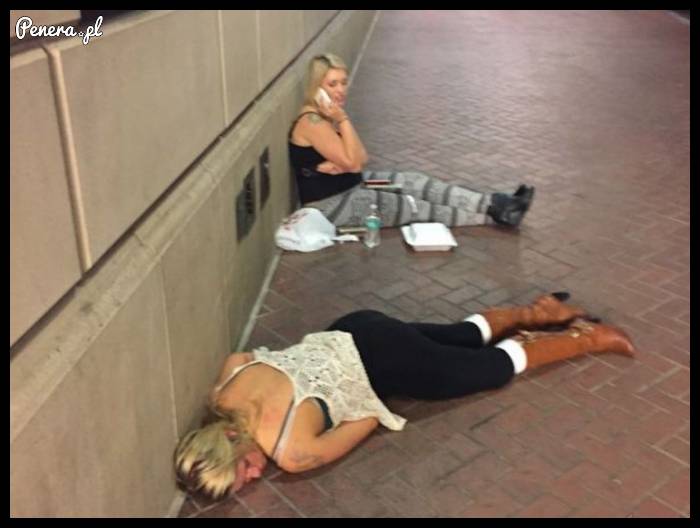 Karyna bawi się świetnie