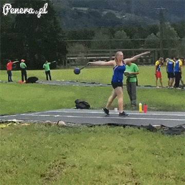 Bardzo bolesny rzut kulą