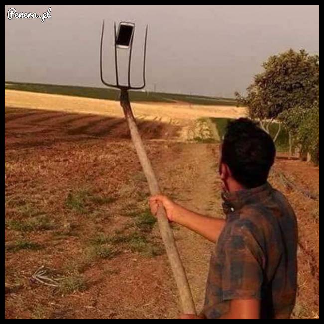Wiejski kijek do selfie