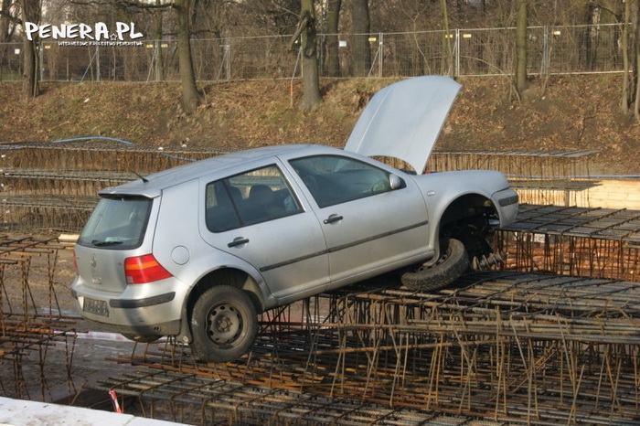 Mistrz parkowania 3 metry nad ziemią