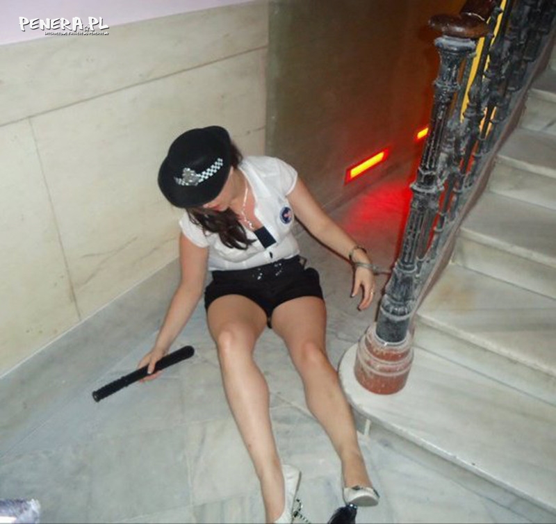 Udana impreza policjantki Udana impreza policjantki