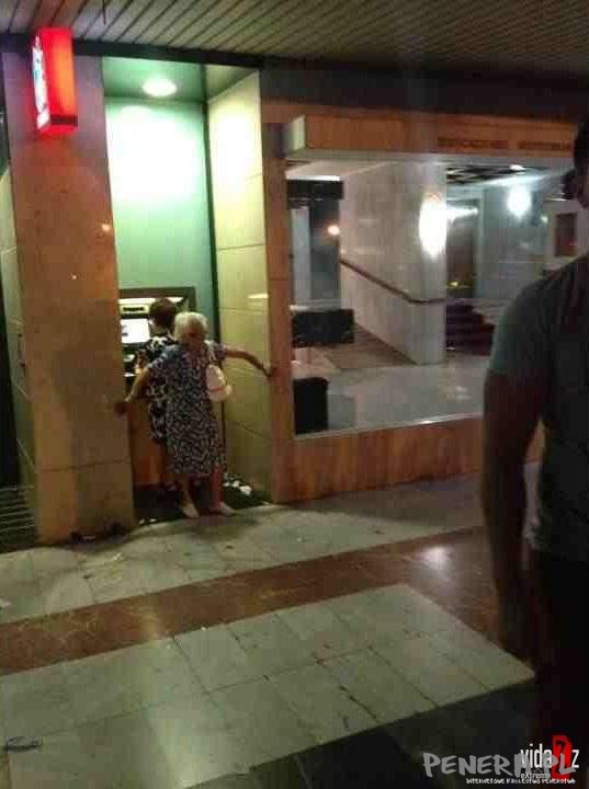 Ja cię osłaniaj a Ty wypłacaj Ja cię osłaniaj a Ty wypłacaj