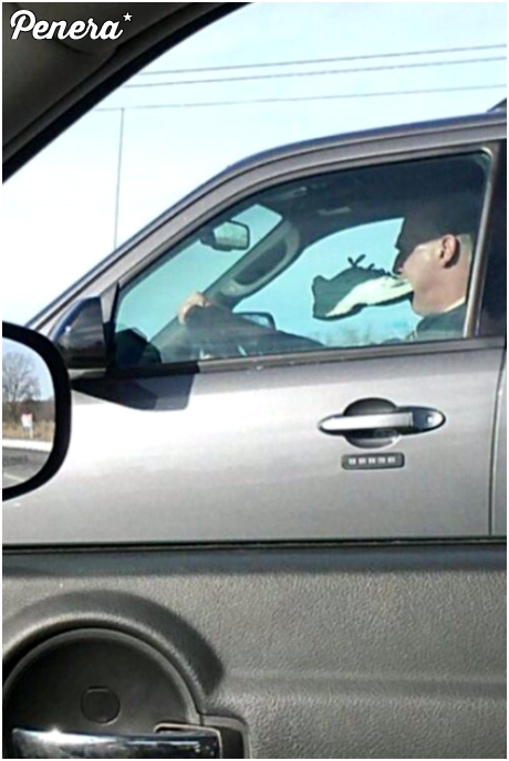 A Ty co robisz podczas jazdy samochodem?