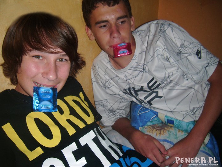 Dziwnie to wygląda Dziwnie to wygląda