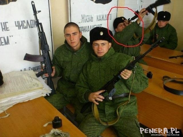 Zabawa rosyjskiego żołnierza