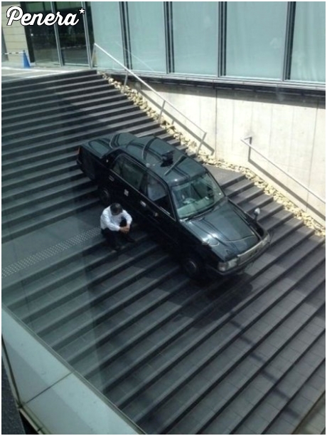 Chyba chciał sprawdzić czy to możliwe