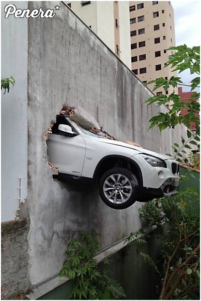 Chyba komuś się spieszyło z wyjazdem