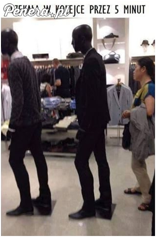 Czekała w kolejce przez 5 minut
