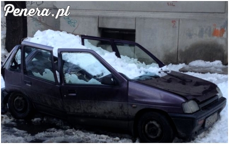 Dzień dobry Panu - dach już kamienicy już odśnieżony