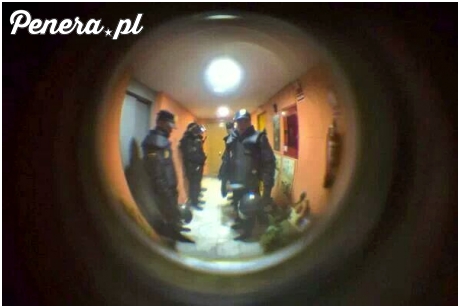 Dzień Dobry - Policja otwierać!