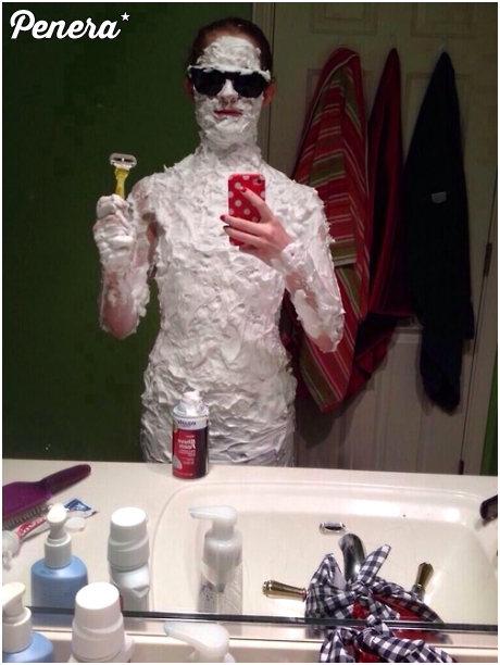 Dziewczyna przed pierwszą randką