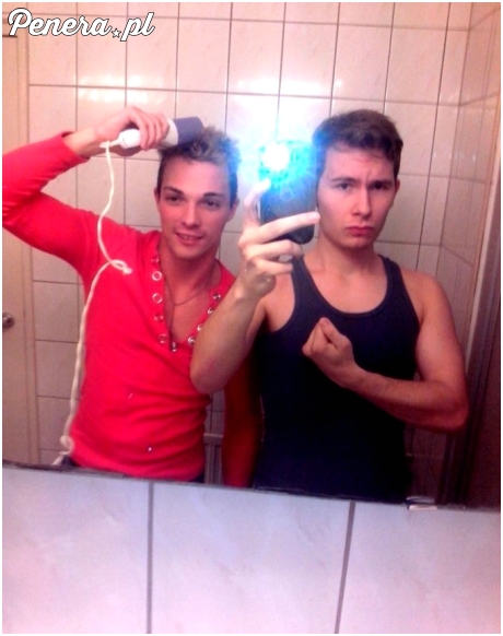 Dziewczyny przygotowują się do wyjścia ;)