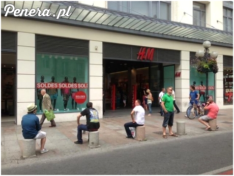 Faceci w poczekalni HMu :D