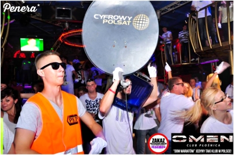 Grubaśna impreza z cyfrowym polsatem