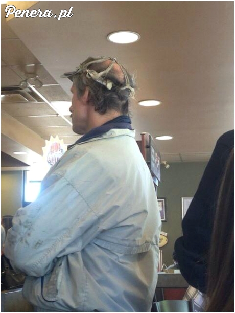 Januszowa czapka z daszkiem