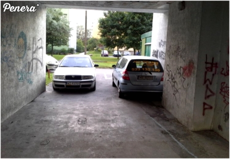 Kolejni parkujący kretyni