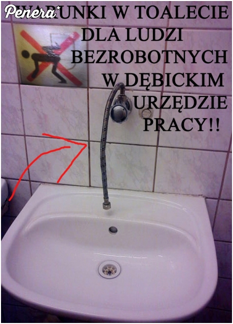 Łazienkowe luksusy w urzędzie pracy