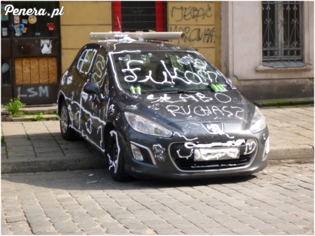 Łukasz chyba zdradził jakąś panne :D