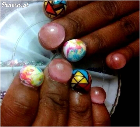 Nieudana stylizacja paznokci