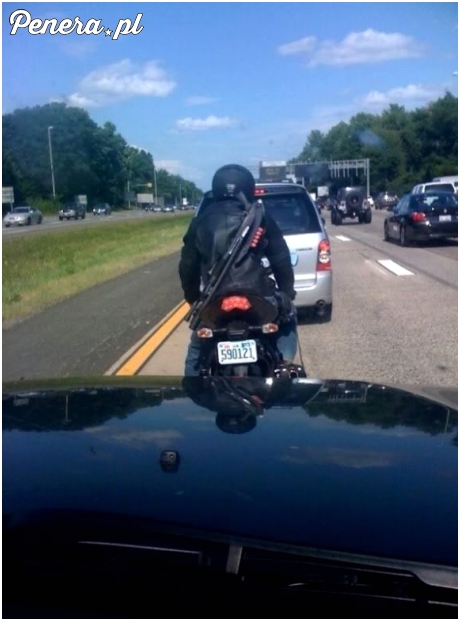 Ninja na motocyklu