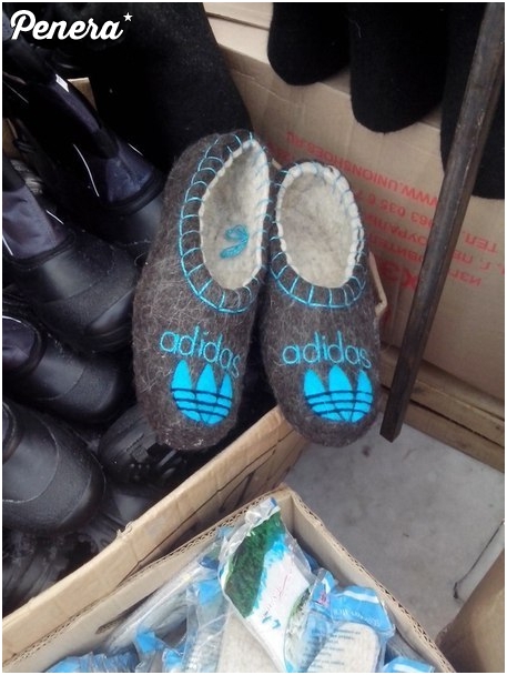 Oryginalne walonki Adidasa