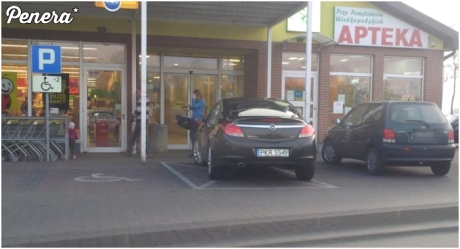 Parkowanie baby pod biedrą