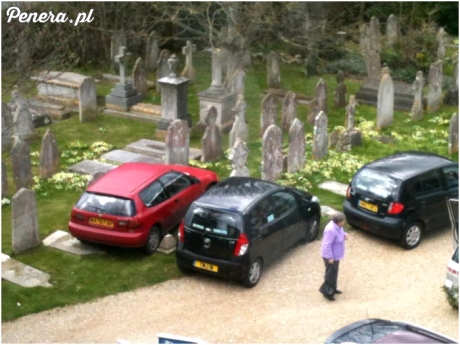 Parkowanie na grobach