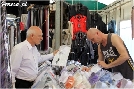 Poproszę taką, która ma dwie prawe strony ;)