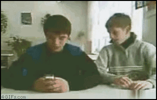 Posadź dwóch debili w jednej ławce Posadź dwóch debili w jednej ławce