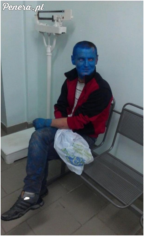 Prawdziwy smerf u lekarza