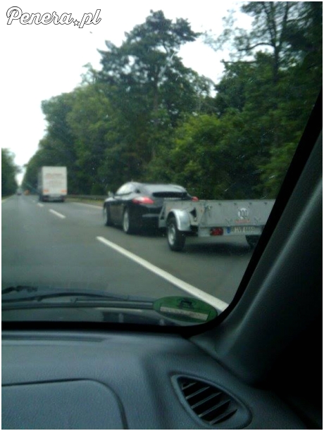 Przyczepka do Porsche