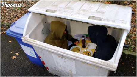 Romantyczna kolacja w śmietniku