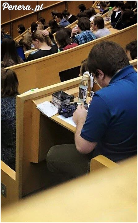Sposób na nudę na wykładach