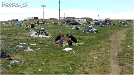 Stawianie kloca z przyjacielem