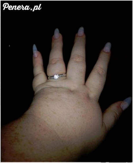 Taki piękny pierścionek zaręczynowy