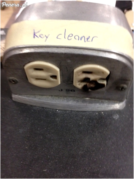 Urządzenie do czyszczenia kluczy