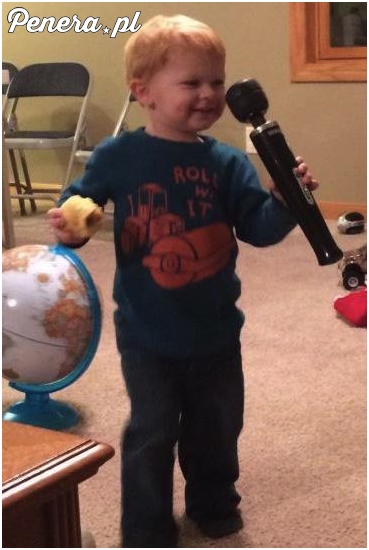 Znalazł mamusiny mikrofon
